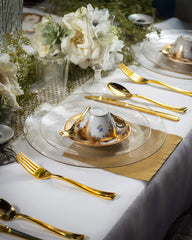 10 In. Gold Sparkle Design Plastic Plates | 10 Count