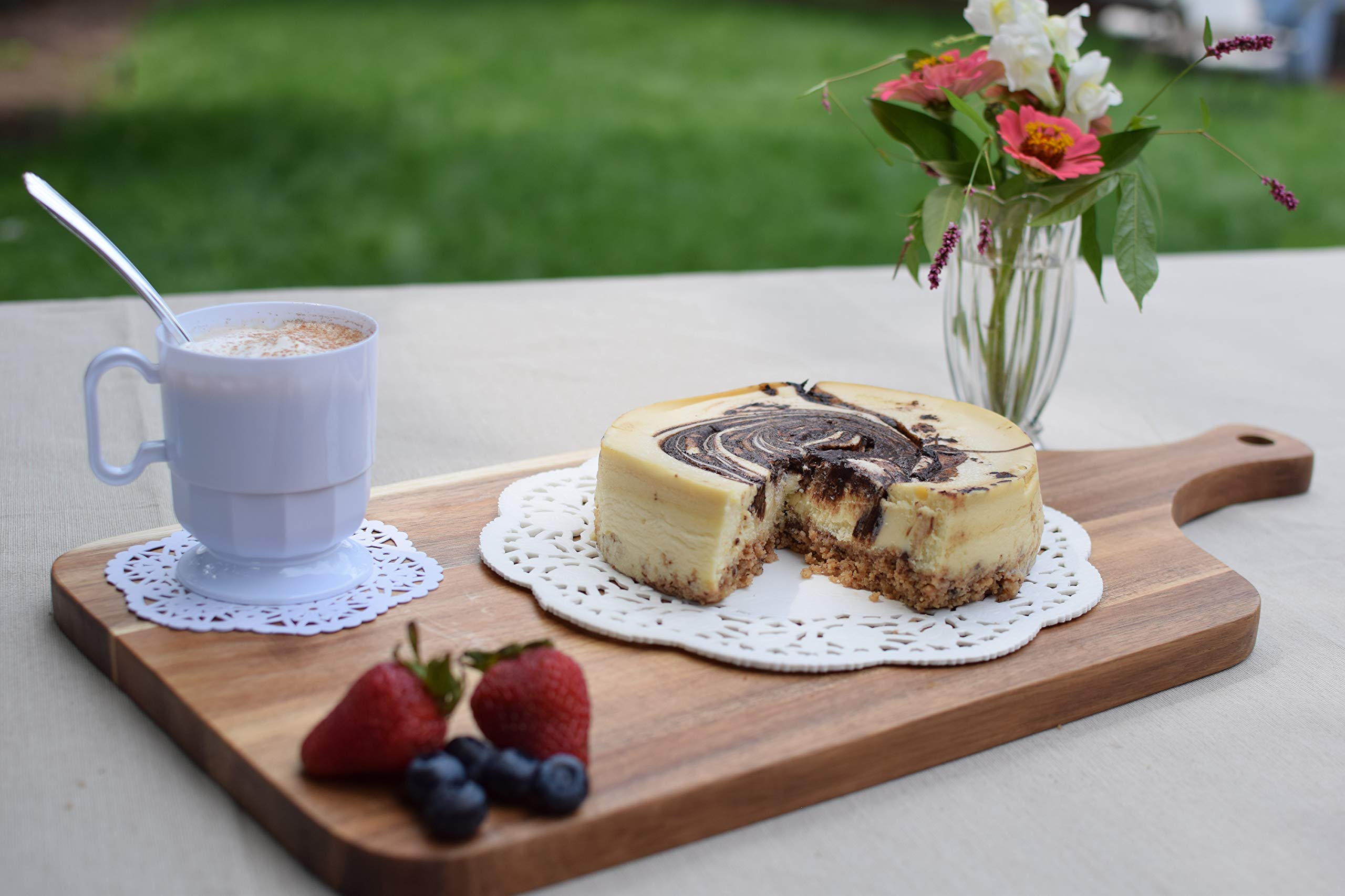 10 In. Round White Paper Doilies | 9 Count