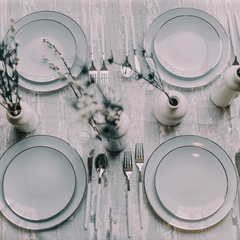 8 In. Classic Sage Design Plates | 10 Count