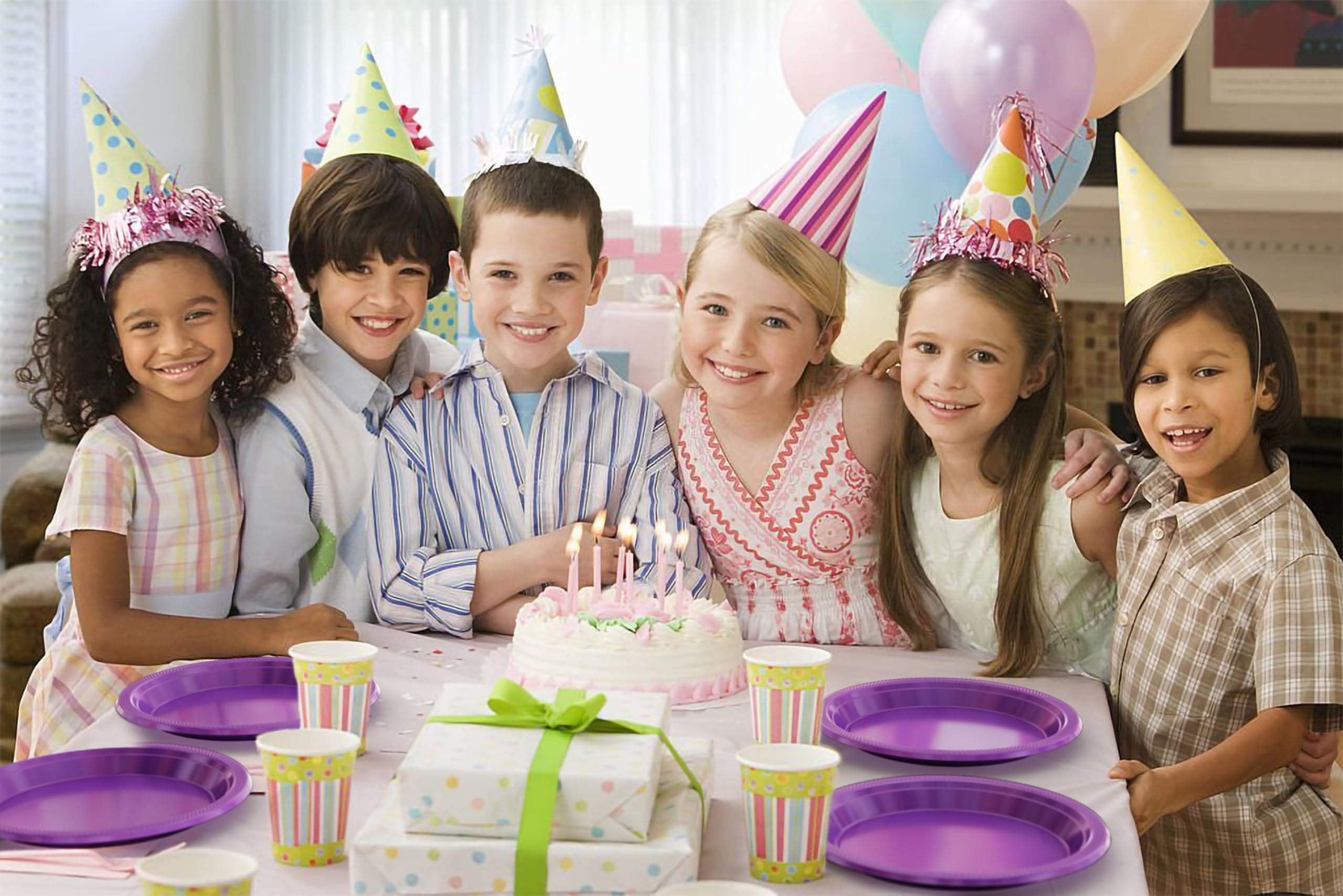 7 In. Purple Plastic Plates | 50 Count