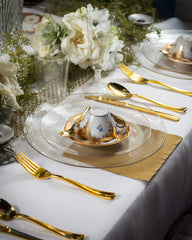 10 In. Gold Sparkle Design Plastic Plates | 10 Count