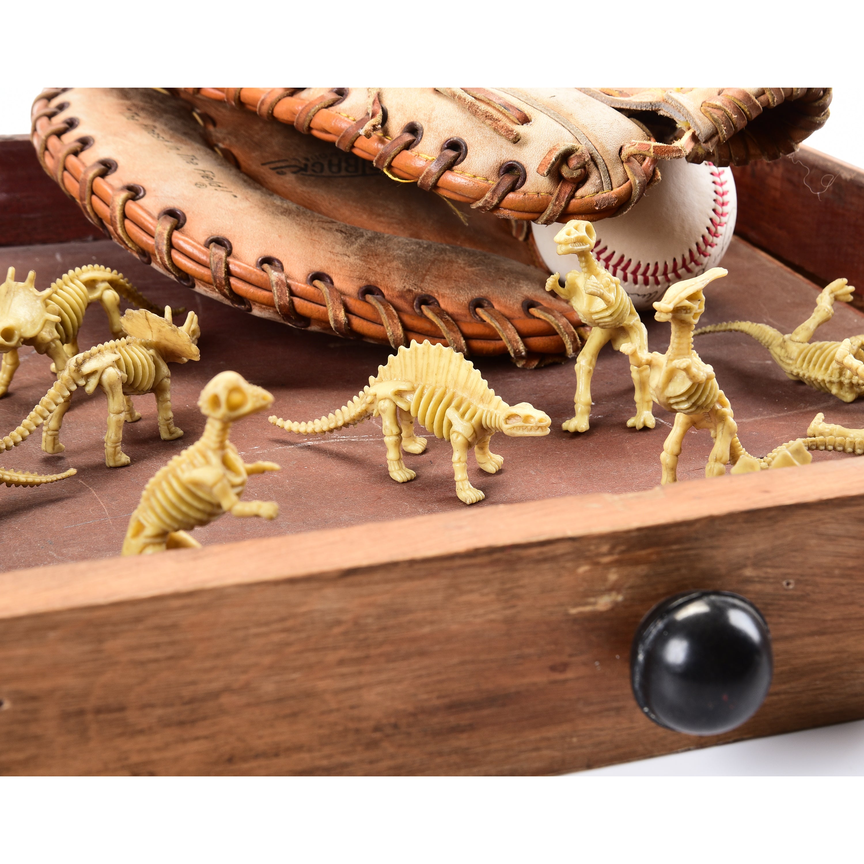 Skeleton Dinos - 12 Count