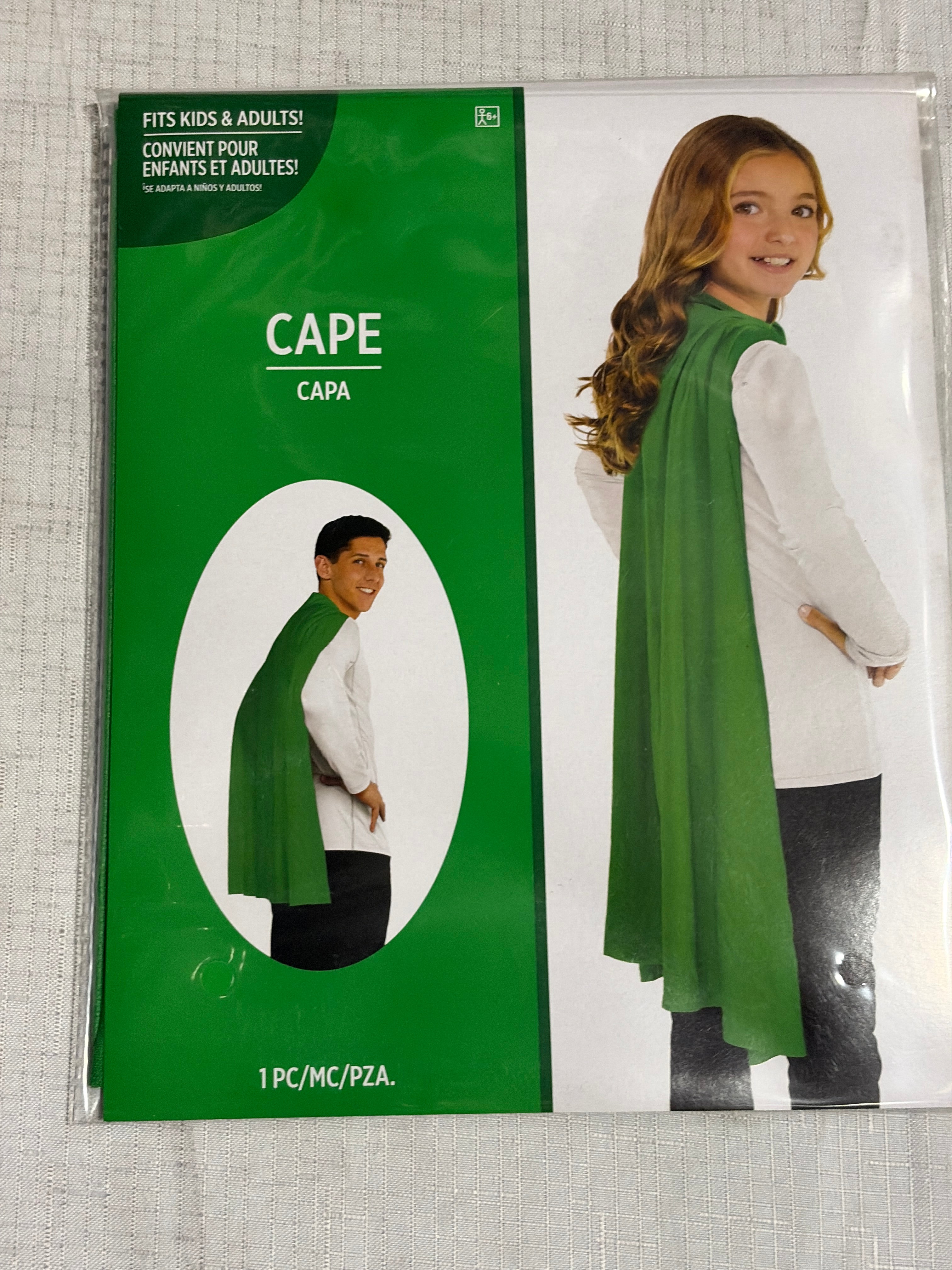 Festive Green Superhero Cape Costume Accessory - One Size