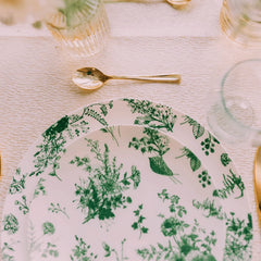 10 In. Verdure Design Plastic Plates | 10 Count