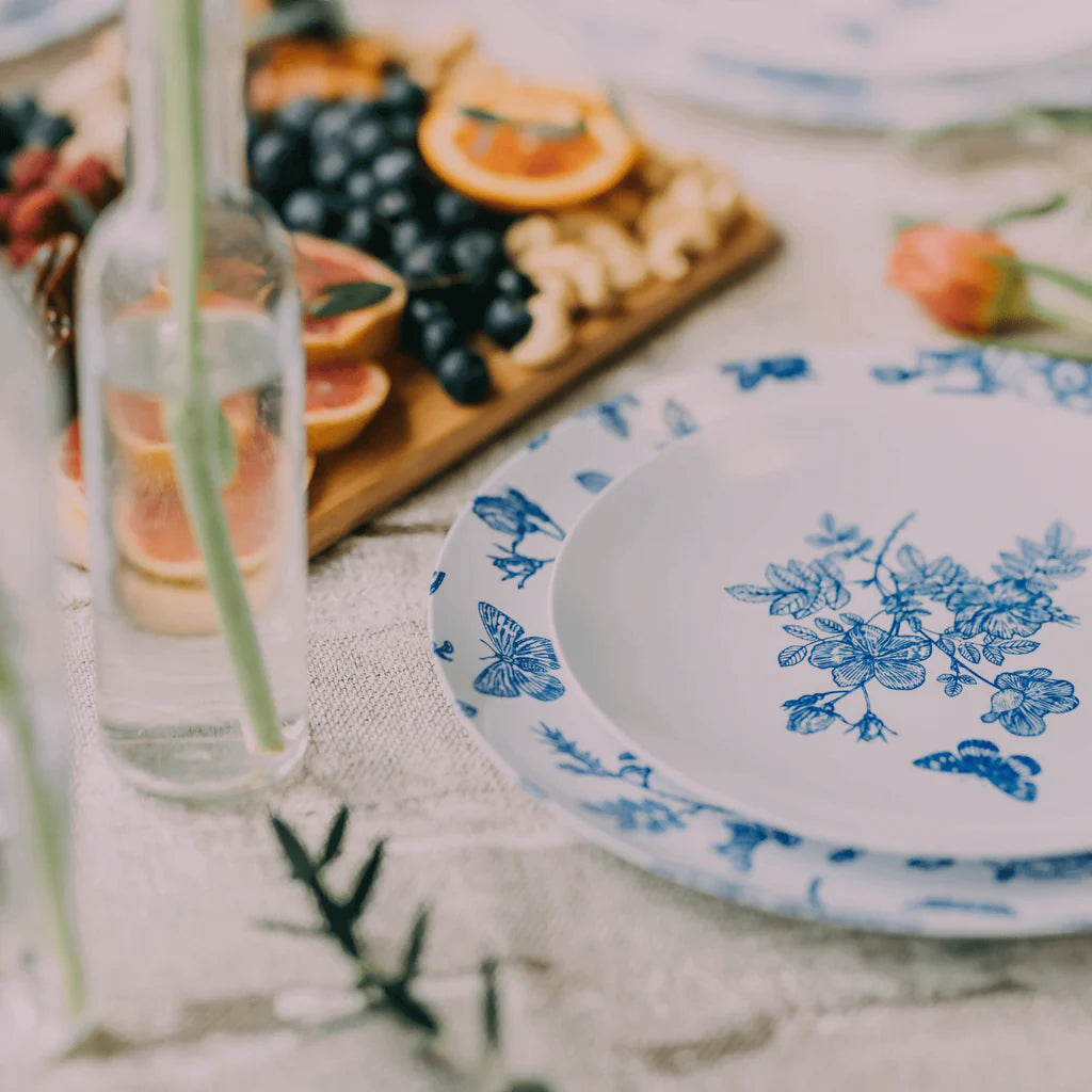 10 In. Botanical Design Plastic Plates | 10 Count