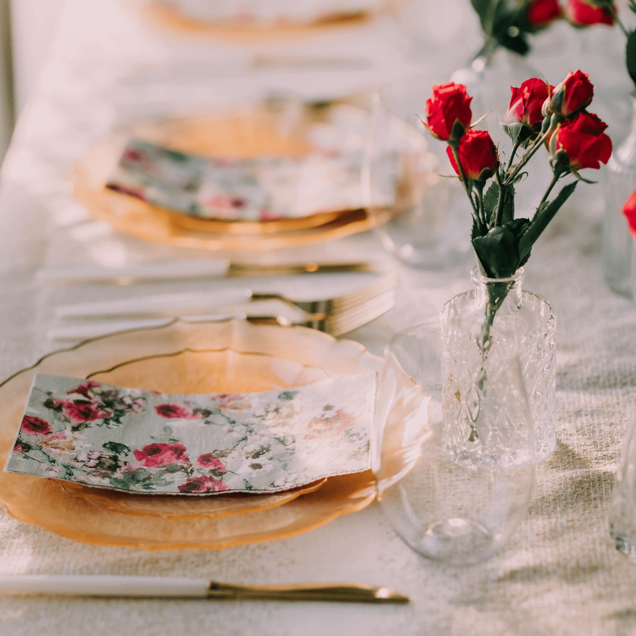 7.5 In. Rosè/Gold Petal Plates | 20 Count