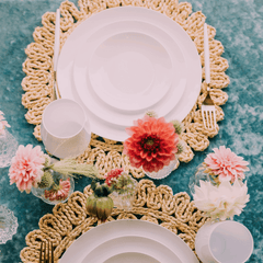 8 In. Trend White Plastic Plates | 10 Count