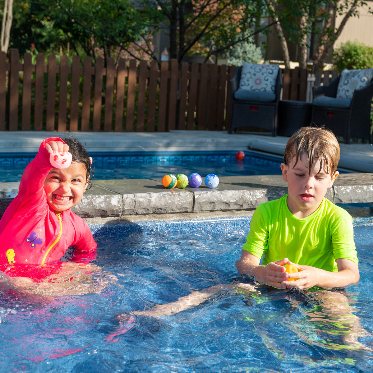 Water Squirt Balls - 12 Count